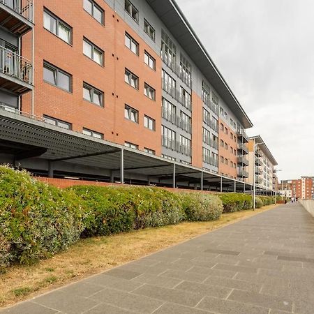 Lux Waterfront 2 Bed Apt, V&A 10Min Walk, St Andrew'S Golf 25Min Drive Дънди Екстериор снимка