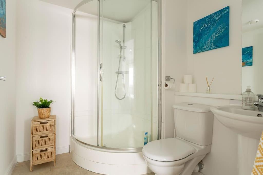Lux Waterfront 2 Bed Apt, V&A 10Min Walk, St Andrew'S Golf 25Min Drive Дънди Екстериор снимка