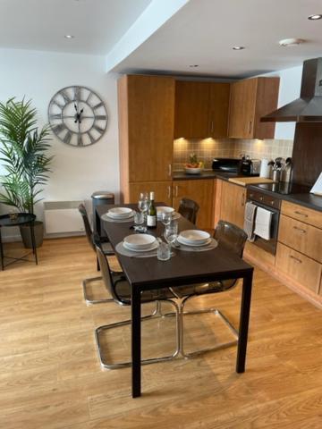 Lux Waterfront 2 Bed Apt, V&A 10Min Walk, St Andrew'S Golf 25Min Drive Дънди Екстериор снимка